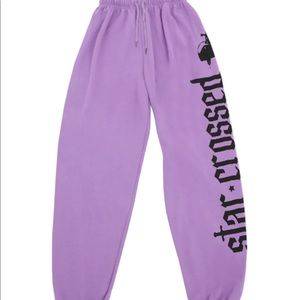 Kacey Musgraves sweatpants
